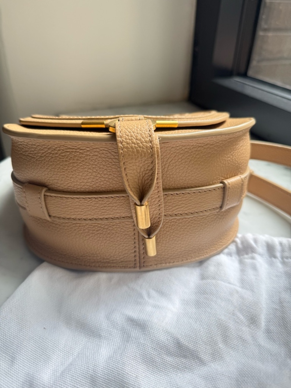 Chloe Small Marcie Leather Saddle Bag in Tan - Picture 5 of 7